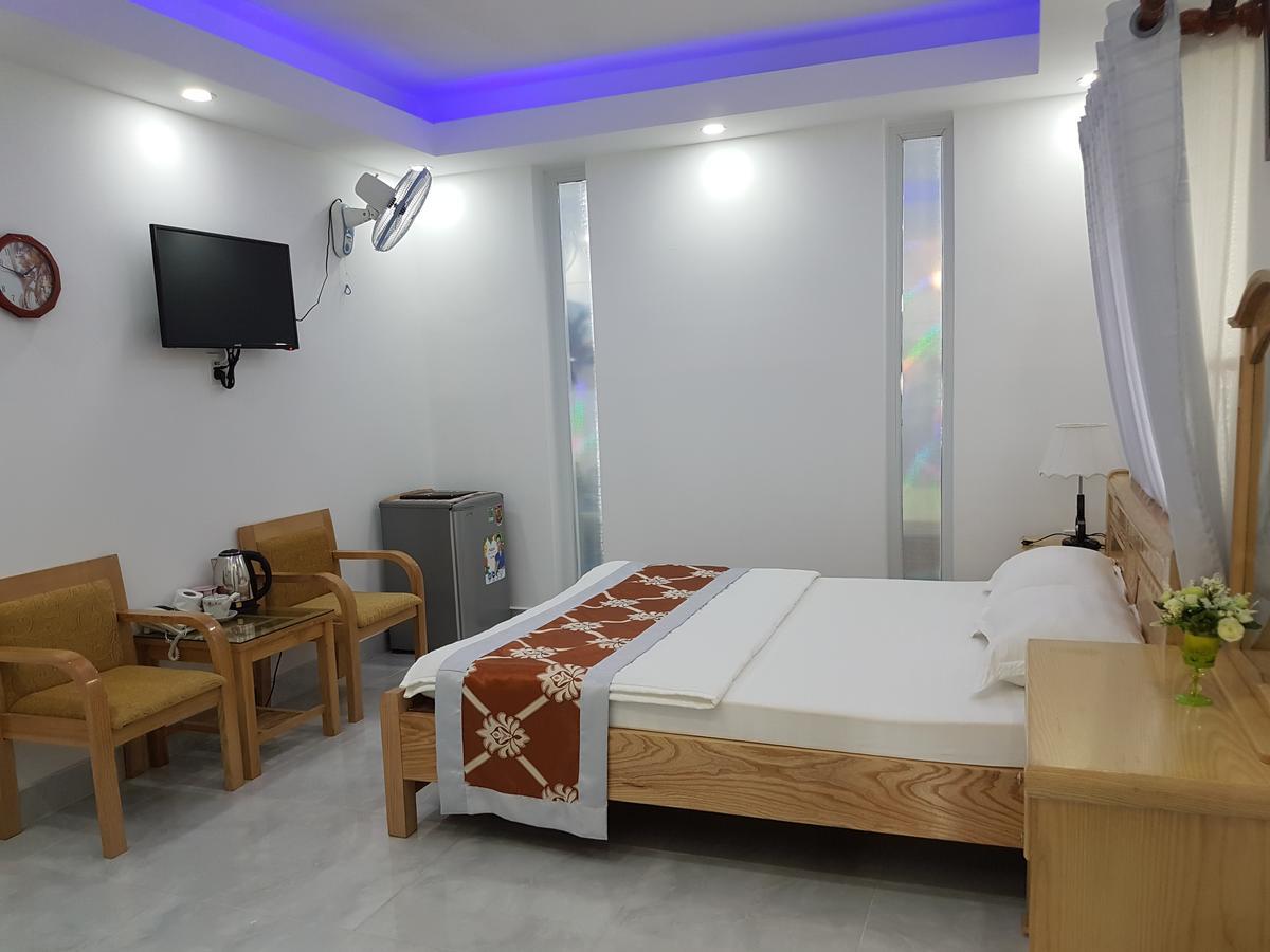 Kieu Lan Hotel เจิวด๊ก ภายนอก รูปภาพ